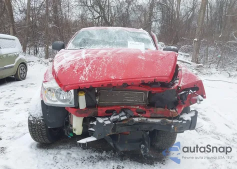 2005 Dodge Dakota Laramie z USA, uszkodzony, nr VIN 1D7HW58N65S161386